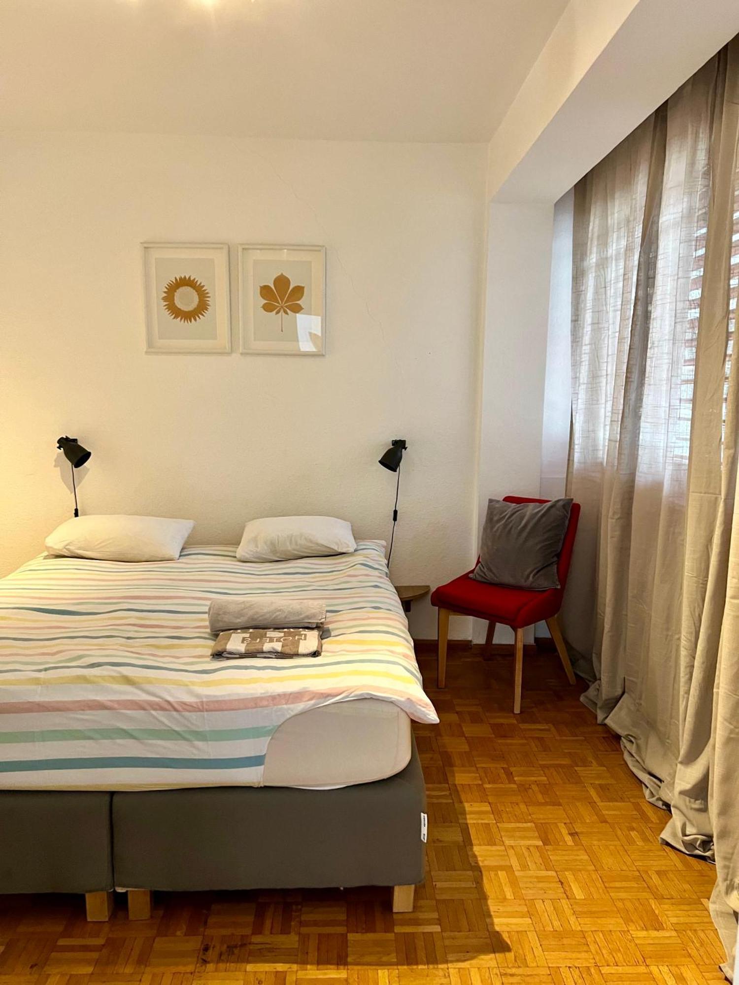 Central 2 Bedroom Flat In Heart Of Eaux-Vives Genebra Exterior foto